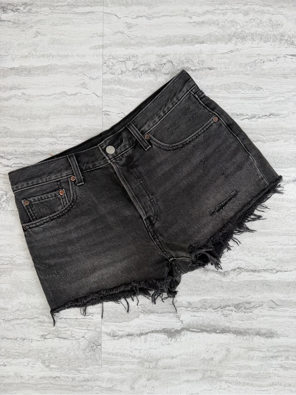 LEVI’S 501 Black Denim Shorts